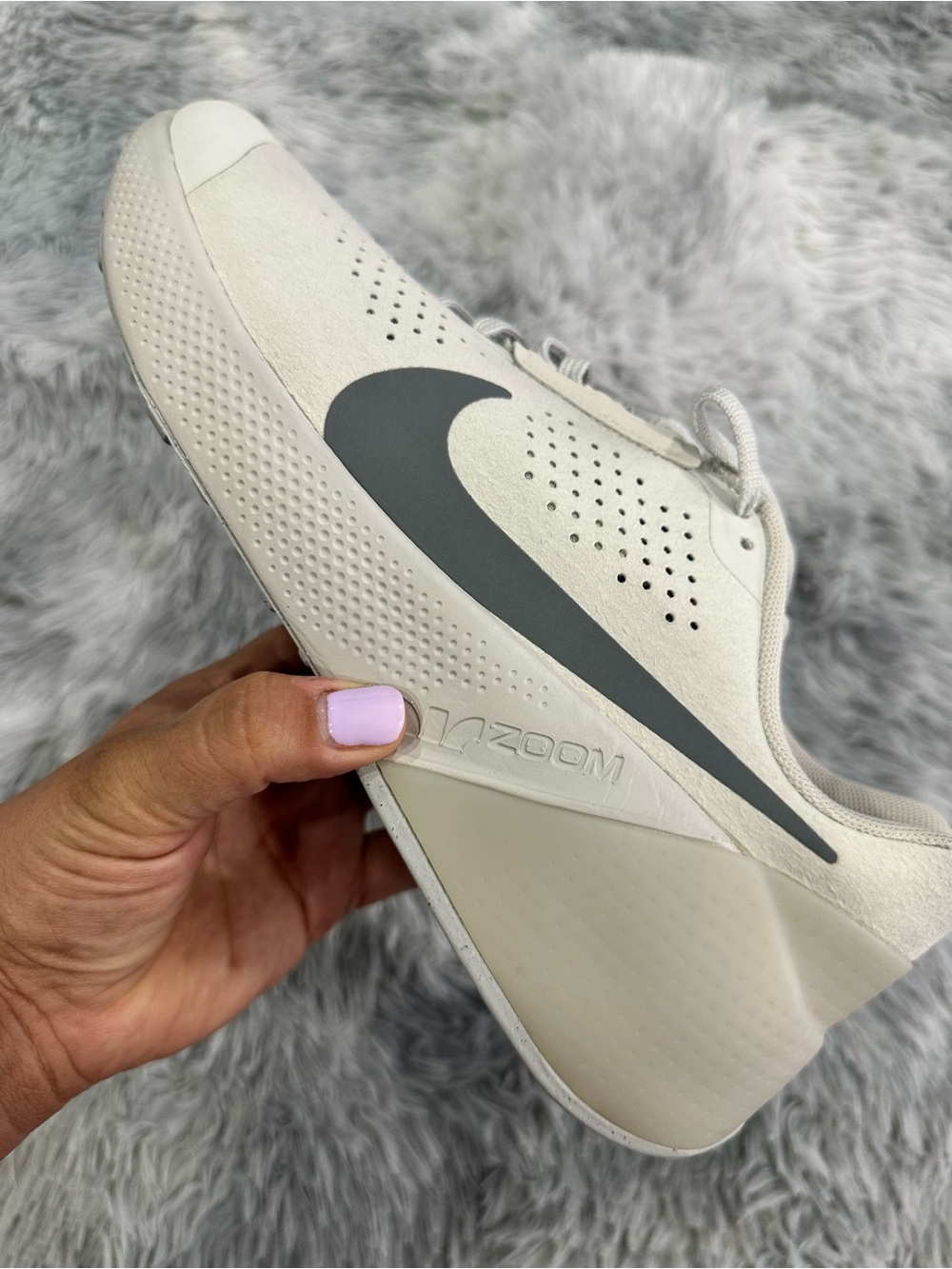 Nike Men's Training Shoe - Light Cream with Gray Swoosh Nike Air Zoom TR1 - Picture 11 of 12